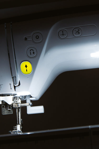 Brother Innov-is NV1100 - LED-Nählicht