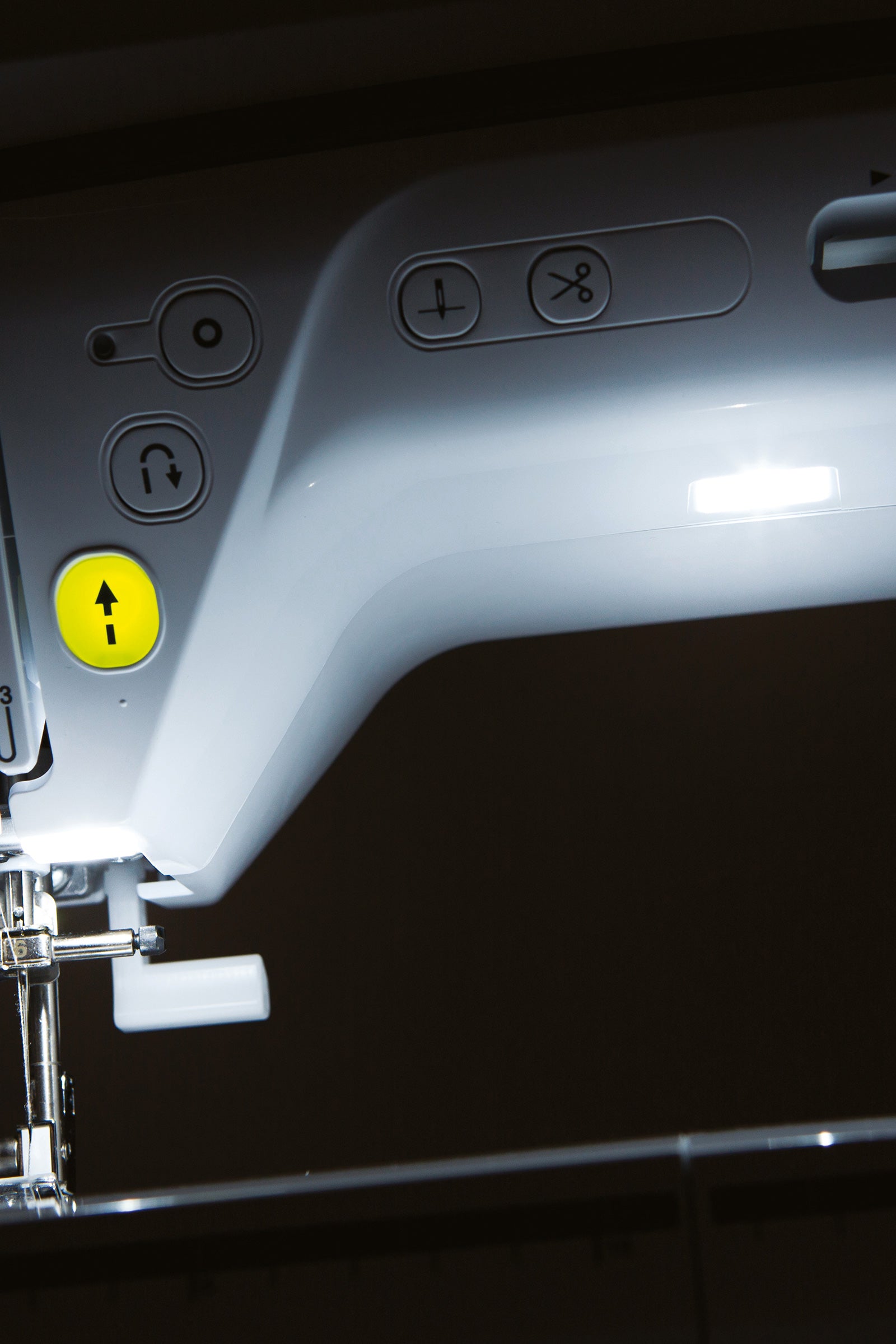 Brother Innov-is NV1300 - LED-Nählicht