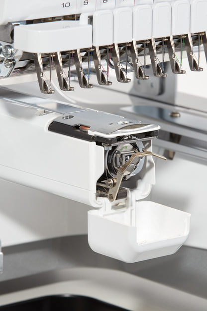 Brother PR1055X - Detailansicht Greifer und Unterspule