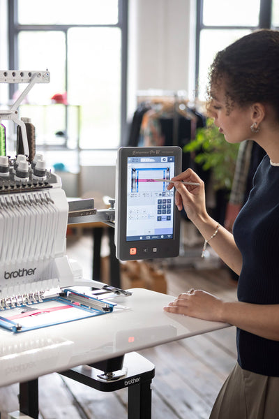 Machine à broder Brother PR1055X