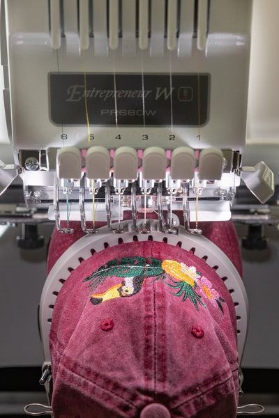 Brother PR680W - Bestickung Kappe mit optionalen Kappenrahmen