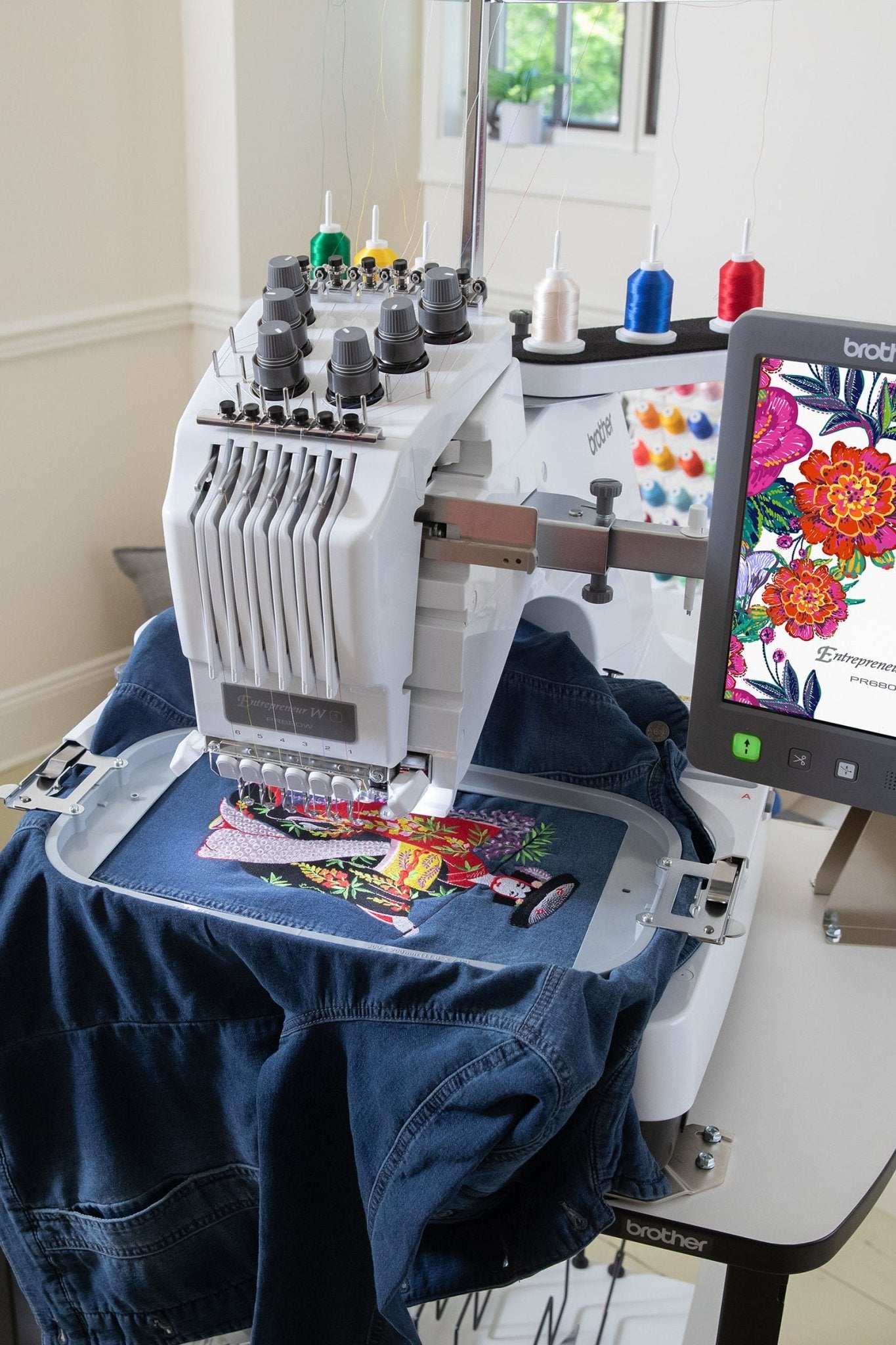 Brother PR680W 6-Nadel-Stickmaschine - Make ma!