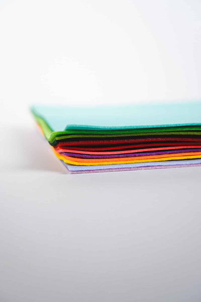 Buntes Stickfilz für die Stickmaschine