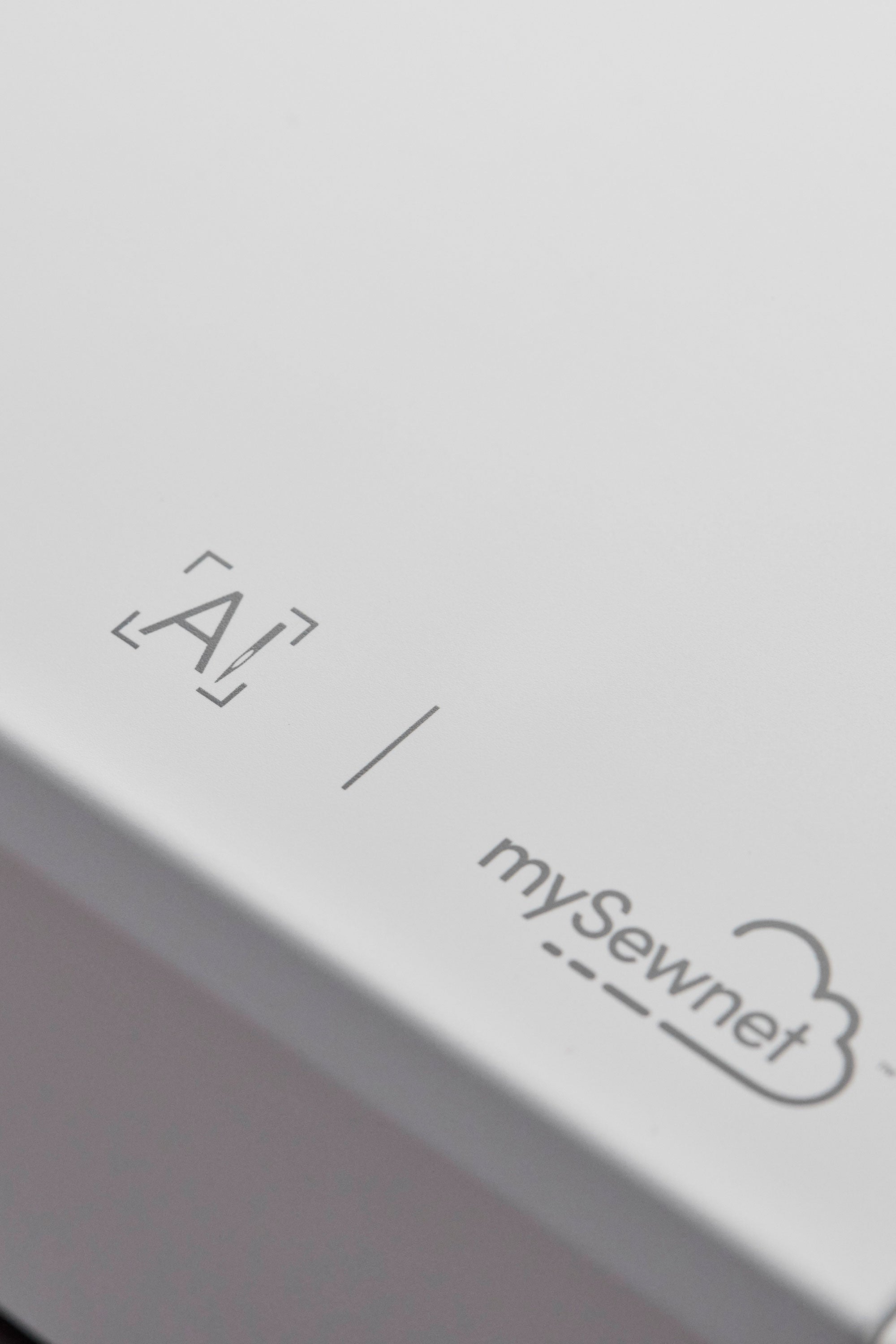 Husqvarna VIKING Epic Quilt 97 Nähmaschine