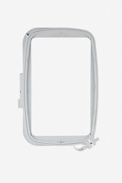 Dieser Stickrahmen hat eine große Stickfläche von 240 x 150mm und ist kompatibel mit fast allen Stickmaschinen von Husqvarna VIKING.