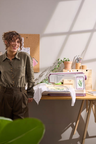 Husqvarna VIKING Designer Topaz 65 Sewing & Embroidery Machine