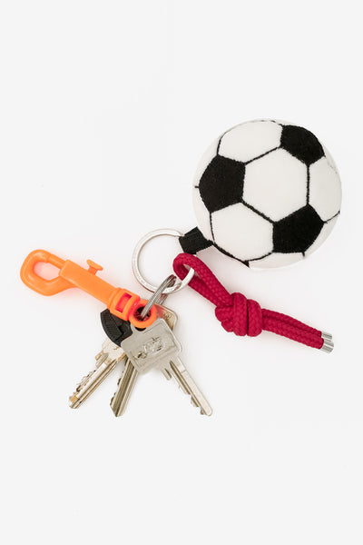 ITH Fußball Stickdatei für DIY Schlüsselanhänger zum Thema Europameisterschaft oder Weltmeisterschaft