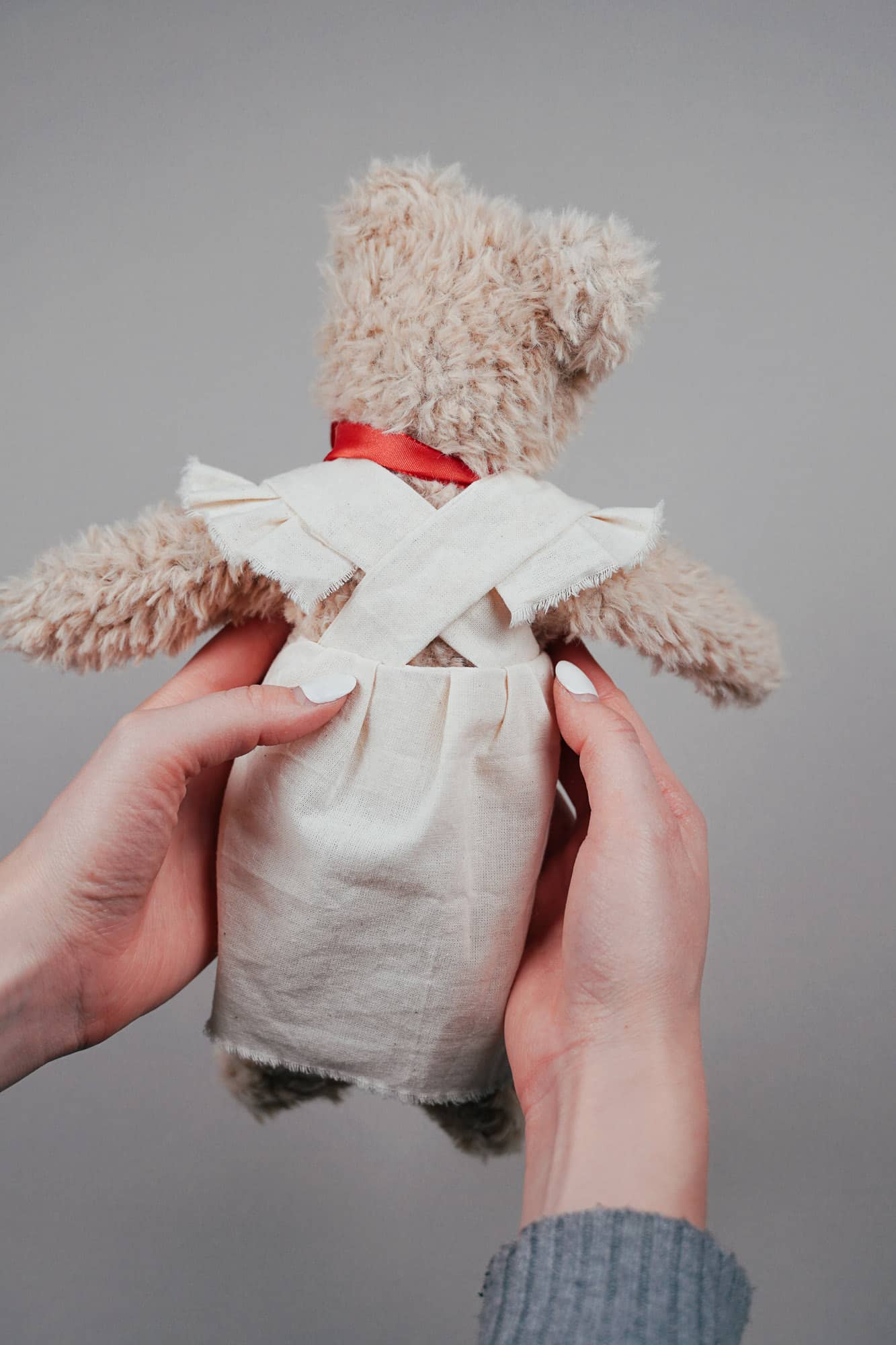 Teddy Kleid sticken