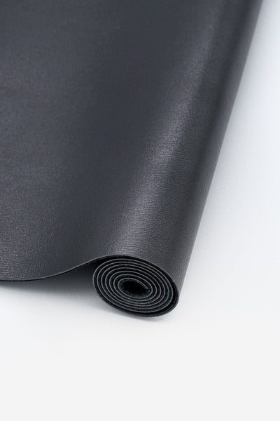 Kunstleder-Zuschnitt in Schwarz