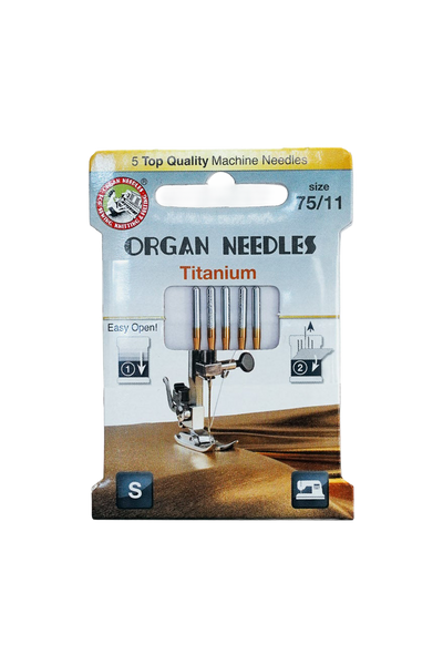 Organ Needle Titanium-Nadeln Stärke 75 / System 130/705H in vollständiger Produktansicht, in Adobe Photoshop freigestellt ohne Schatten