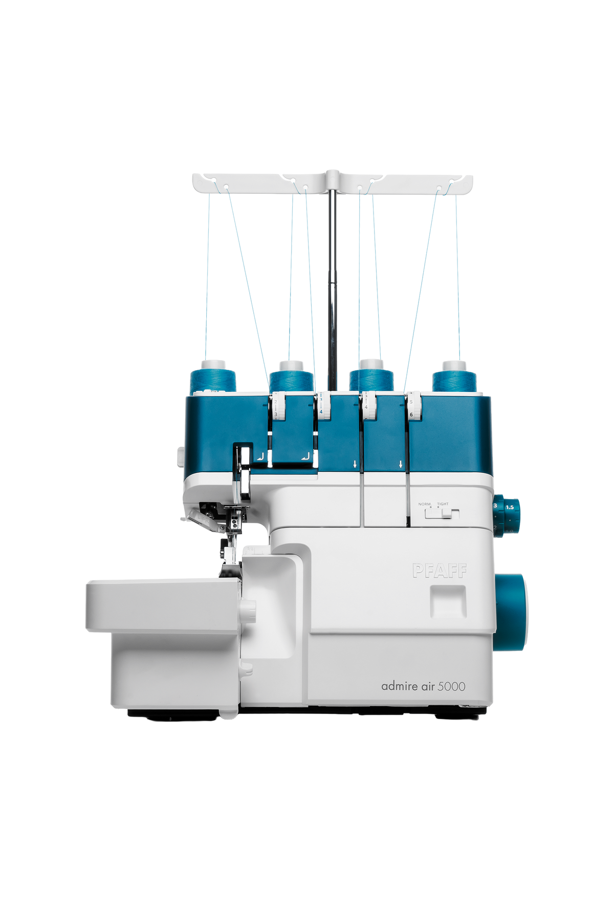 PFAFF admire air 5000 Overlock in gerader Frontansicht, freigestellt ohne Bodenschatten
