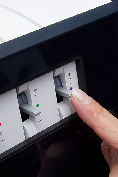 PFAFF admire air 6000 – Spannung einstellen