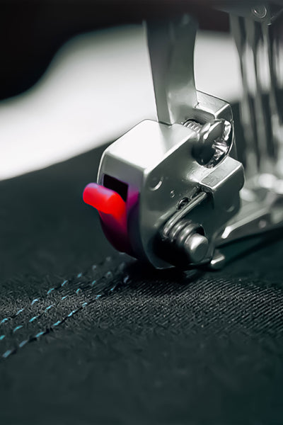 PFAFF admire air 6000 – Coverlock