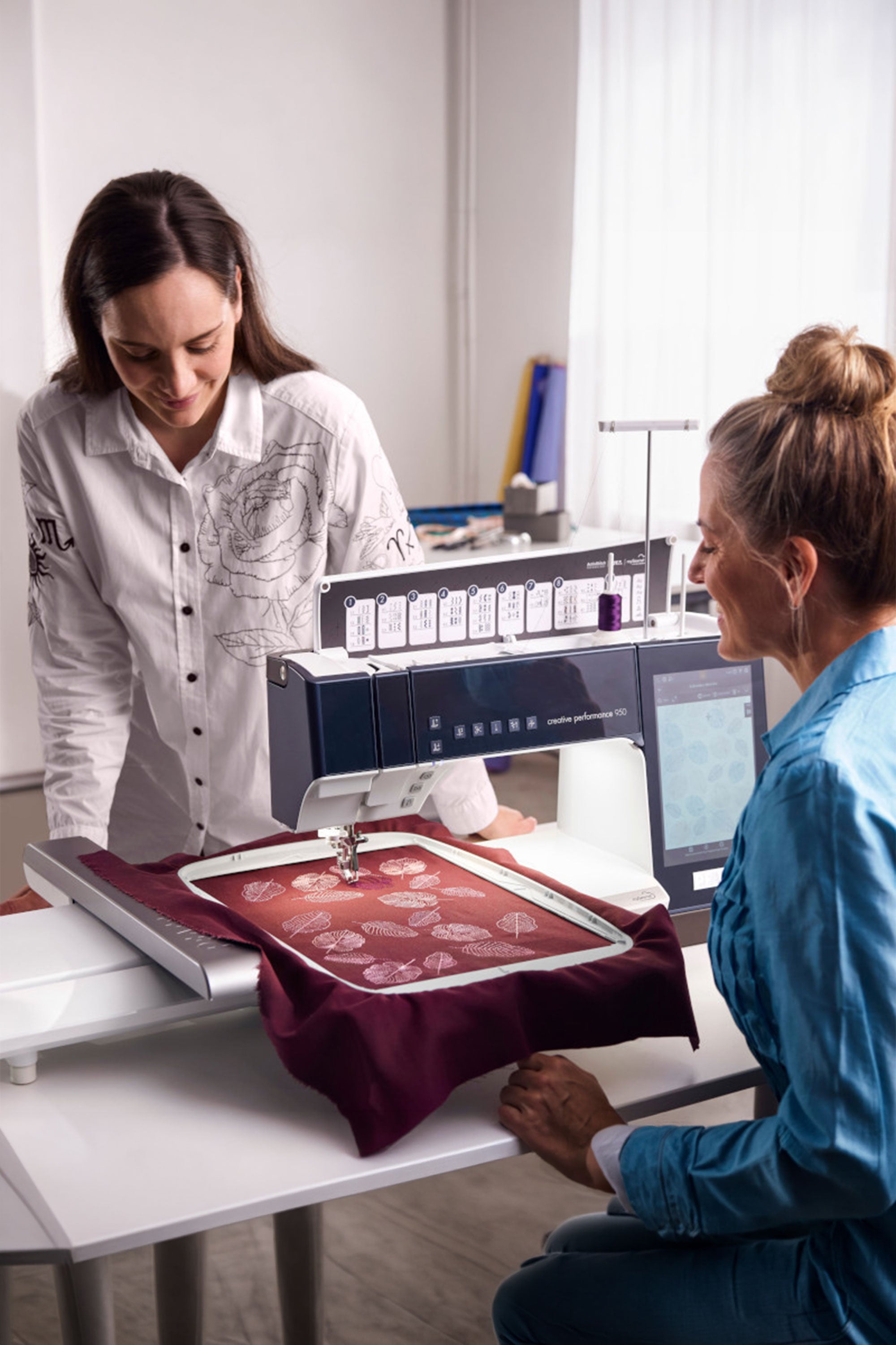 Machine à coudre et à broder PFAFF Creative Performance 950