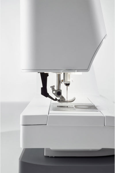 PFAFF expression 710 Special Edition - IDT-System