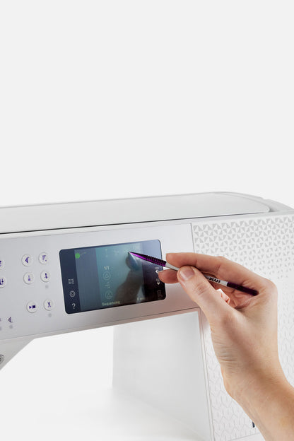 PFAFF expression 710 Special Edition - Farbdisplay und Touchbedienung