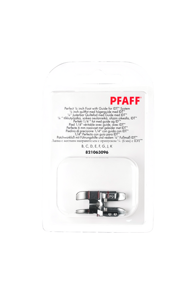 PFAFF Patchworkfuß mit Führung für IDT™ in vollständiger Originalverpackung von vorne mit sichtbarem Nähfuß