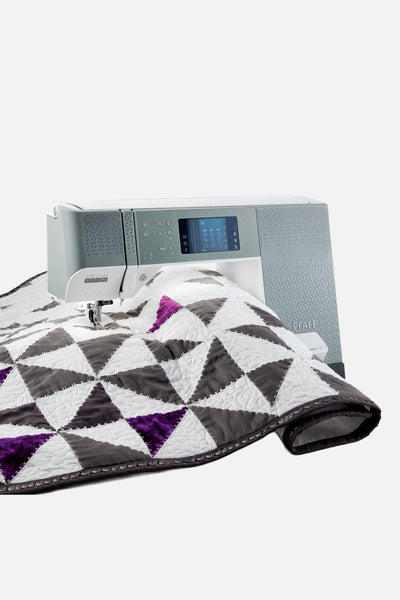 Großer Stoffdurchlass für z.B. Patchwork- / Quiltdecke der PFAFF Quilt Expression 720 Special Edition