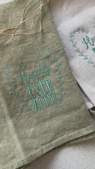 Stickdatei zur Hochzeit: Schriftzug Happily ever after