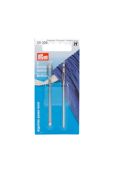 PRYM Durchziehnadeln in vollständiger Produktansicht, in Adobe Photoshop freigestellt ohne Schatten