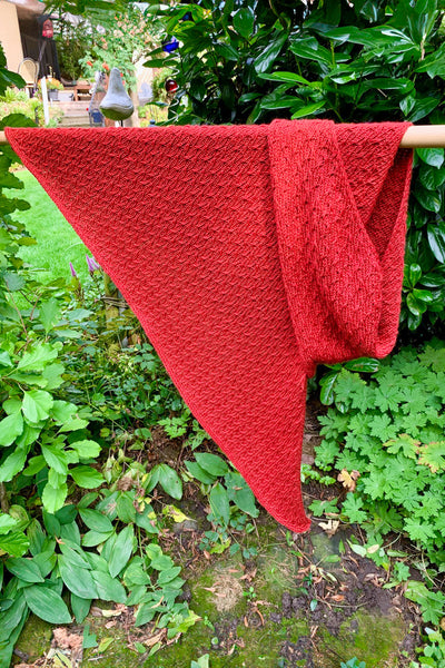 Strickanleitung zum Dreieckstuch »Swanja« (KAL)