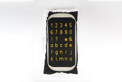 Zahlen, Zeichen und Kleinbuchstaben in diesen Set Stickdateien Buchstaben