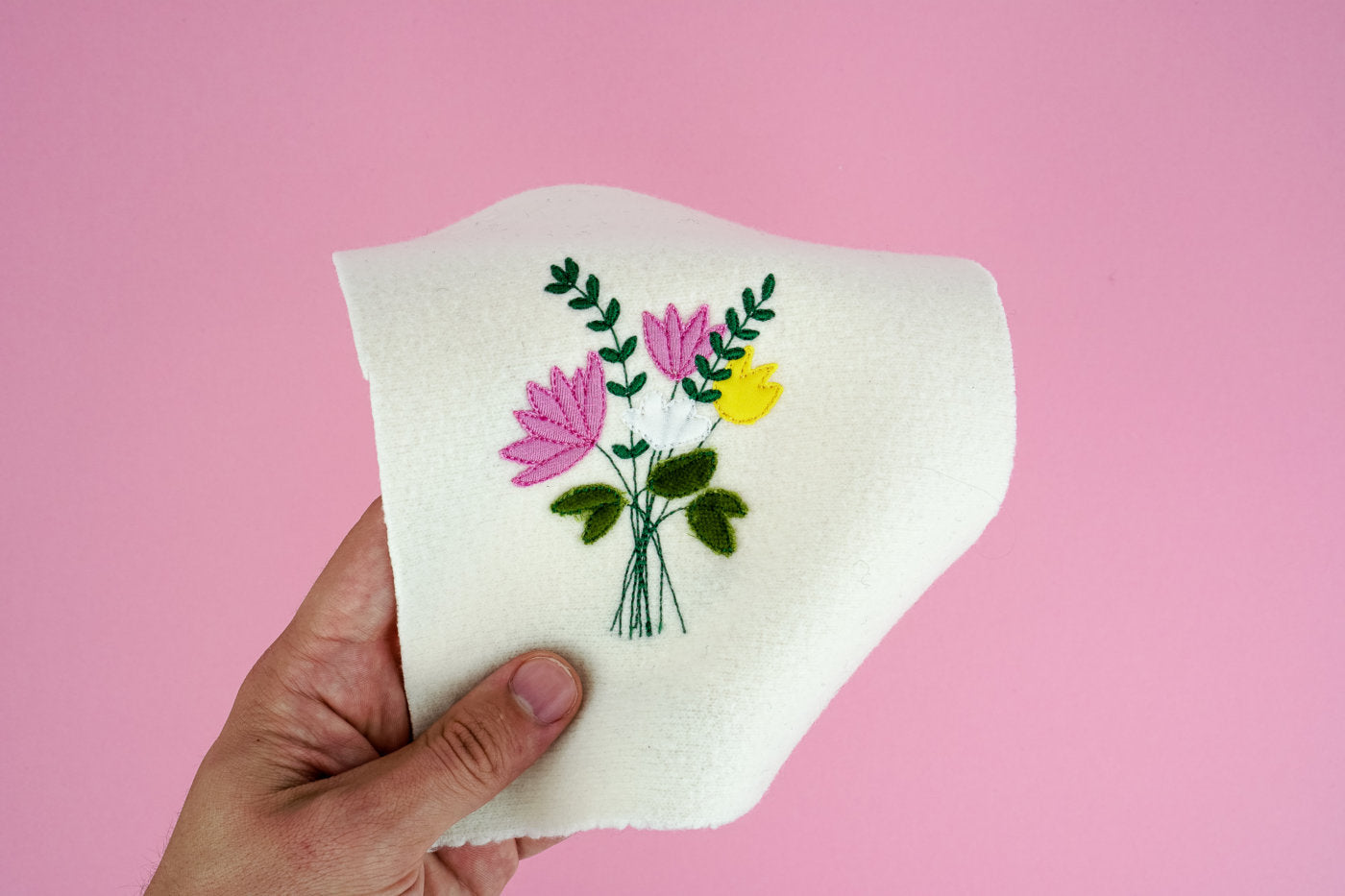 Anwendungsbeispiel: Stickdatei Blumenstrauß Applikation