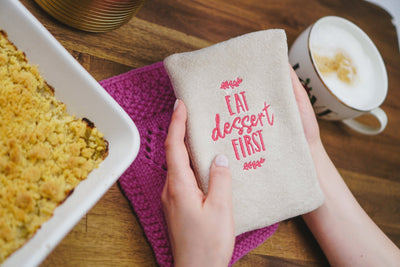 Stickdatei eat dessert first
