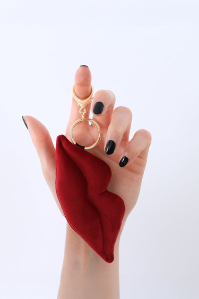 Stickdatei ITH Kussmund