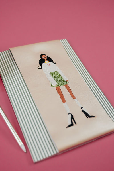 Stickdatei »Mädchen« im Stil von Marit