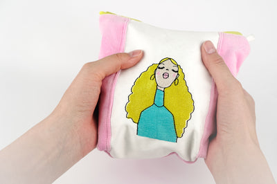 Stickdatei »Modemädchen«