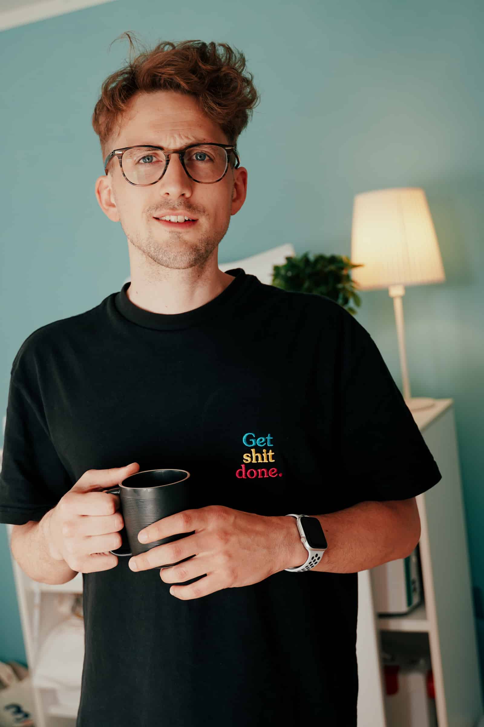 T-Shirt besticken mit Spruch »Get shit done.«