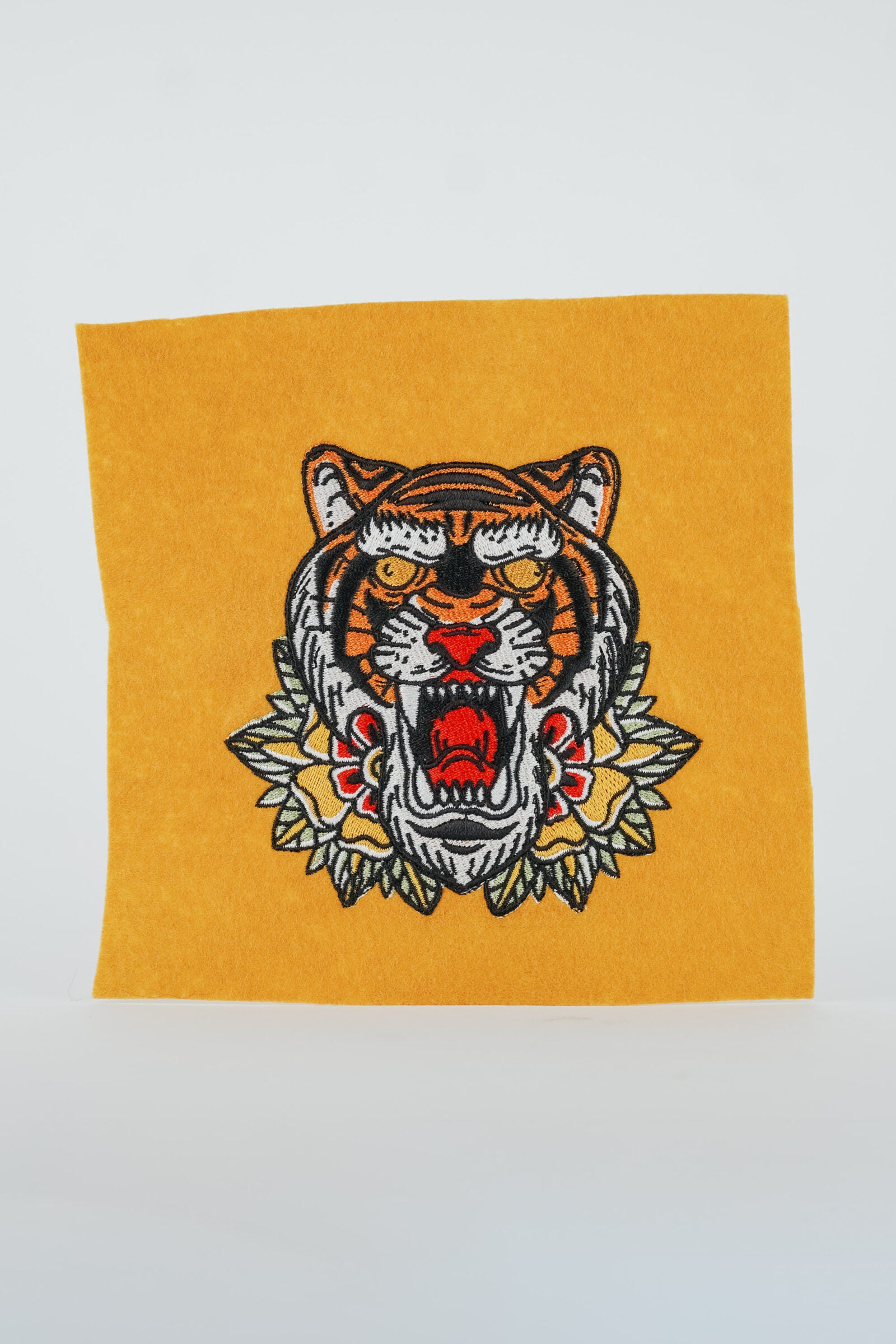 Stickdatei Tiger Comic Stil