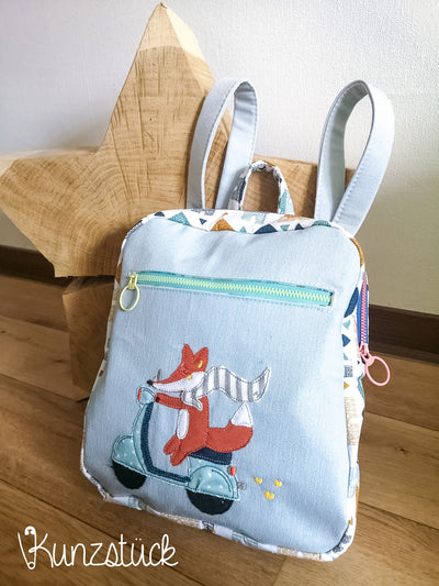 Stickdatei Vespa™-Roller mit Fuchs gestickt von »Kunststück«