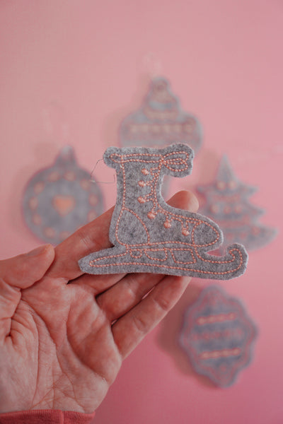 Stickdatei Weihnachtsanhänger Schlittschuh