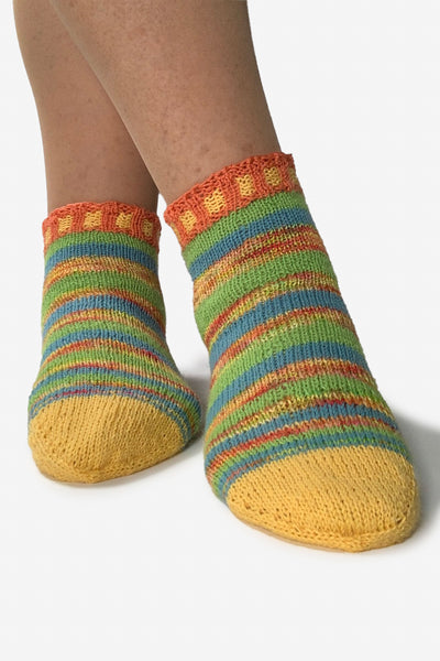 Strickanleitung Sneakersocken XENIE