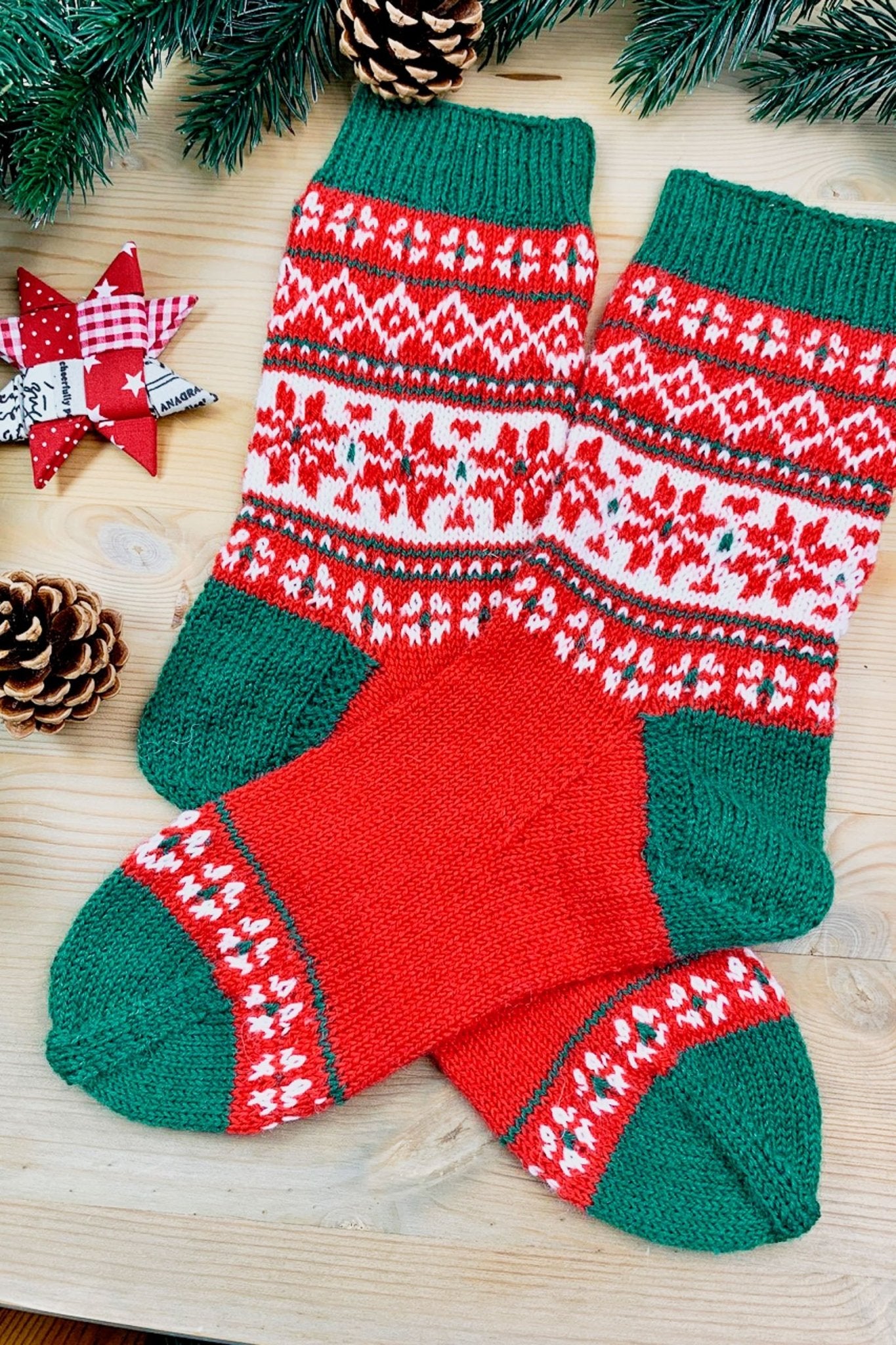 Strickanleitung SANTAS LieblingsSocken (PDF) - Make ma!