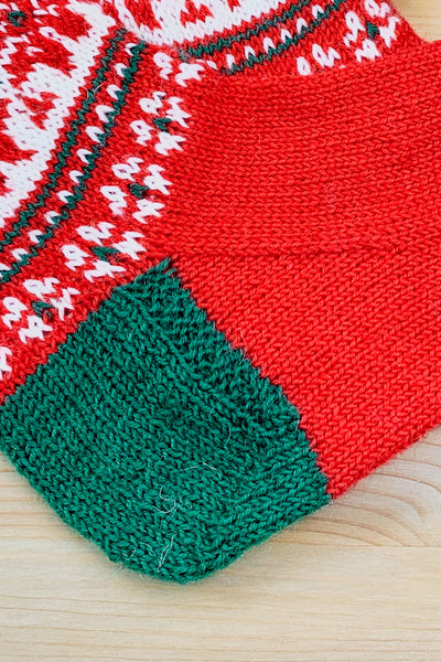 Knitting pattern for SANTAS' favorite socks (PDF)