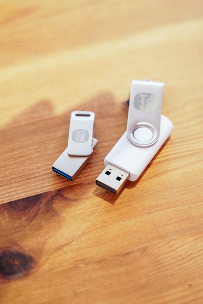 Clé USB pour machine à broder