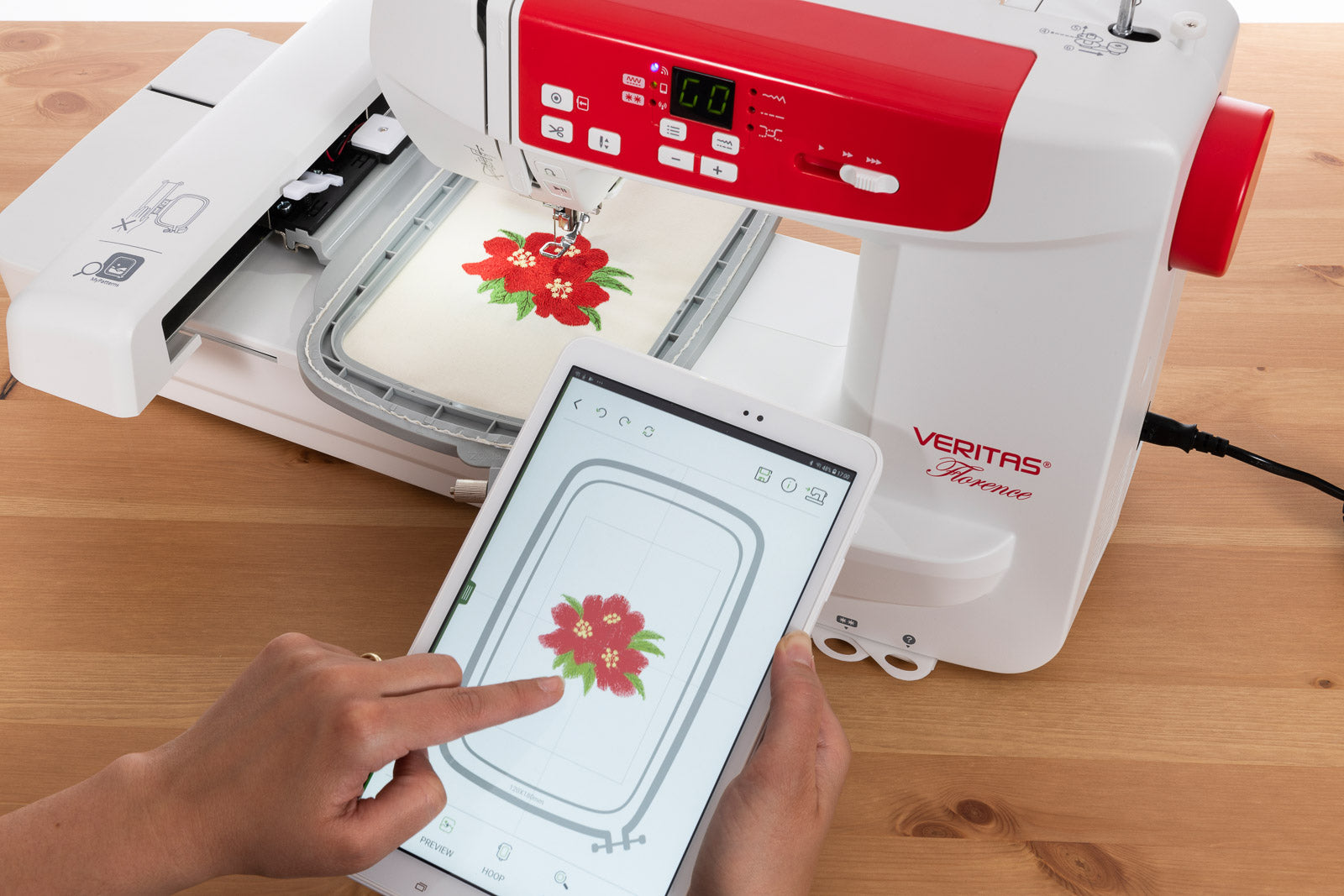 Stickmaschine APP: Steuerung mit Tablet oder Smartphone auf der VERITAS FLORENCE