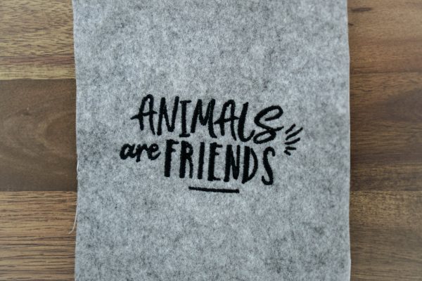 Stickdatei »Animals are Friends« für Tierfreunde
